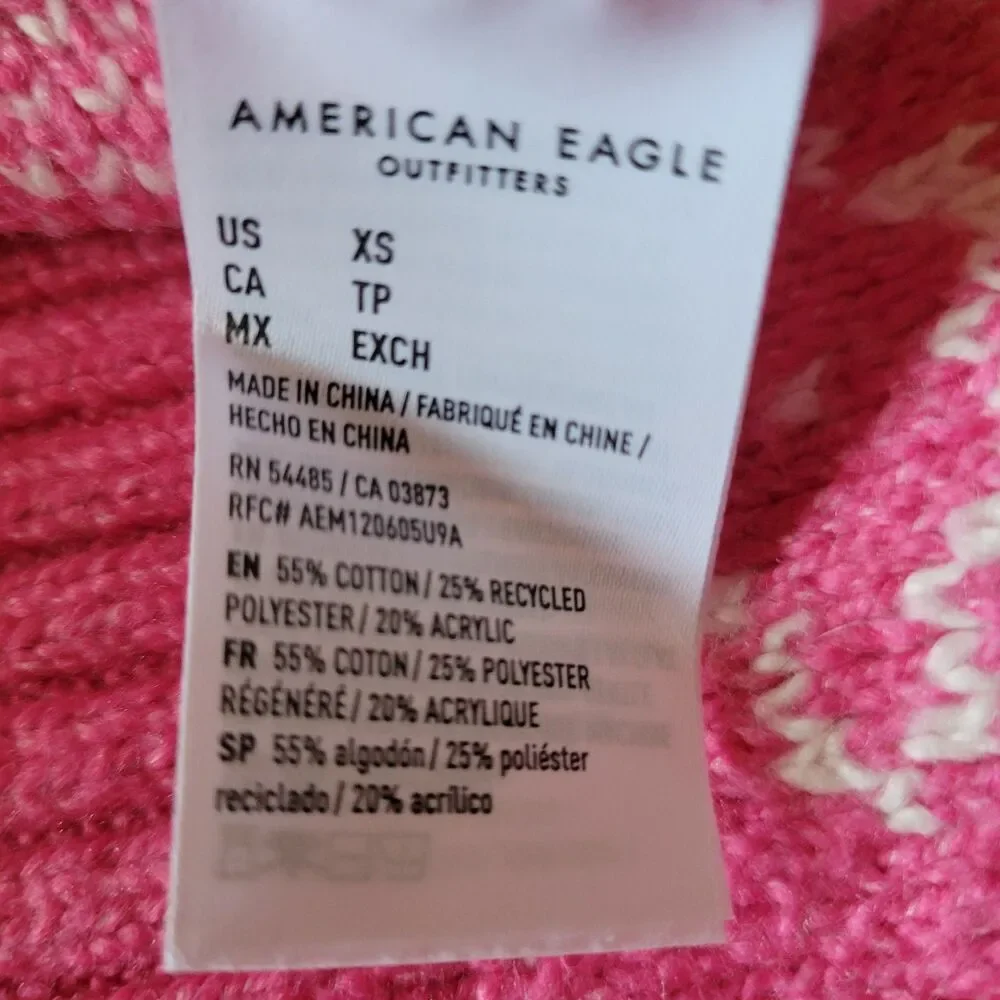 American Eagle Outfitters stay cozy
